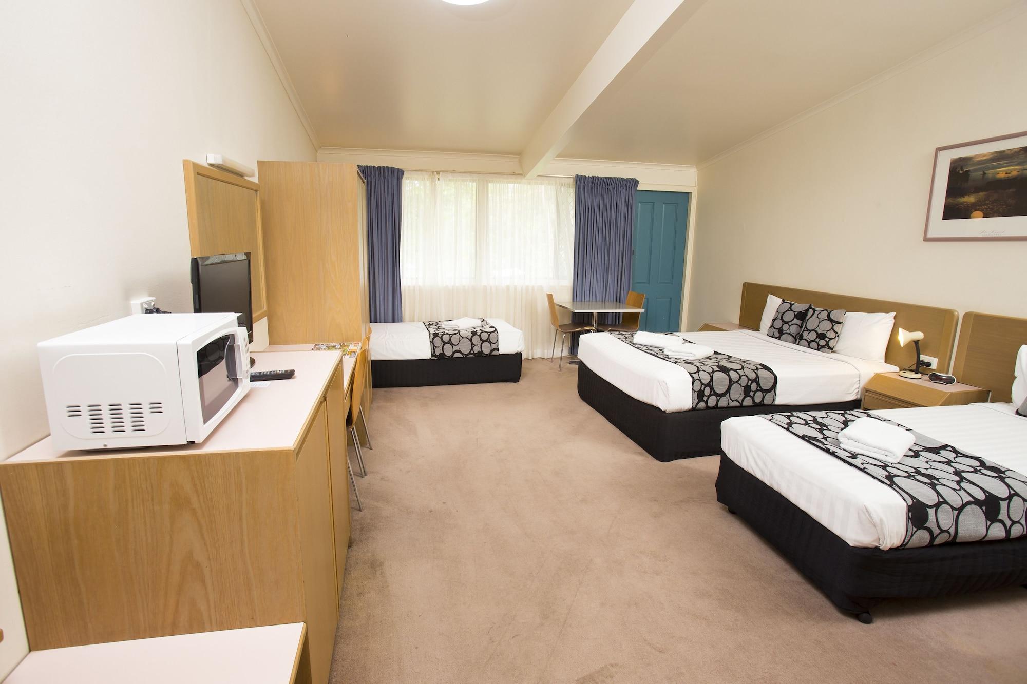 Toowoomba Motel Hotel 3*