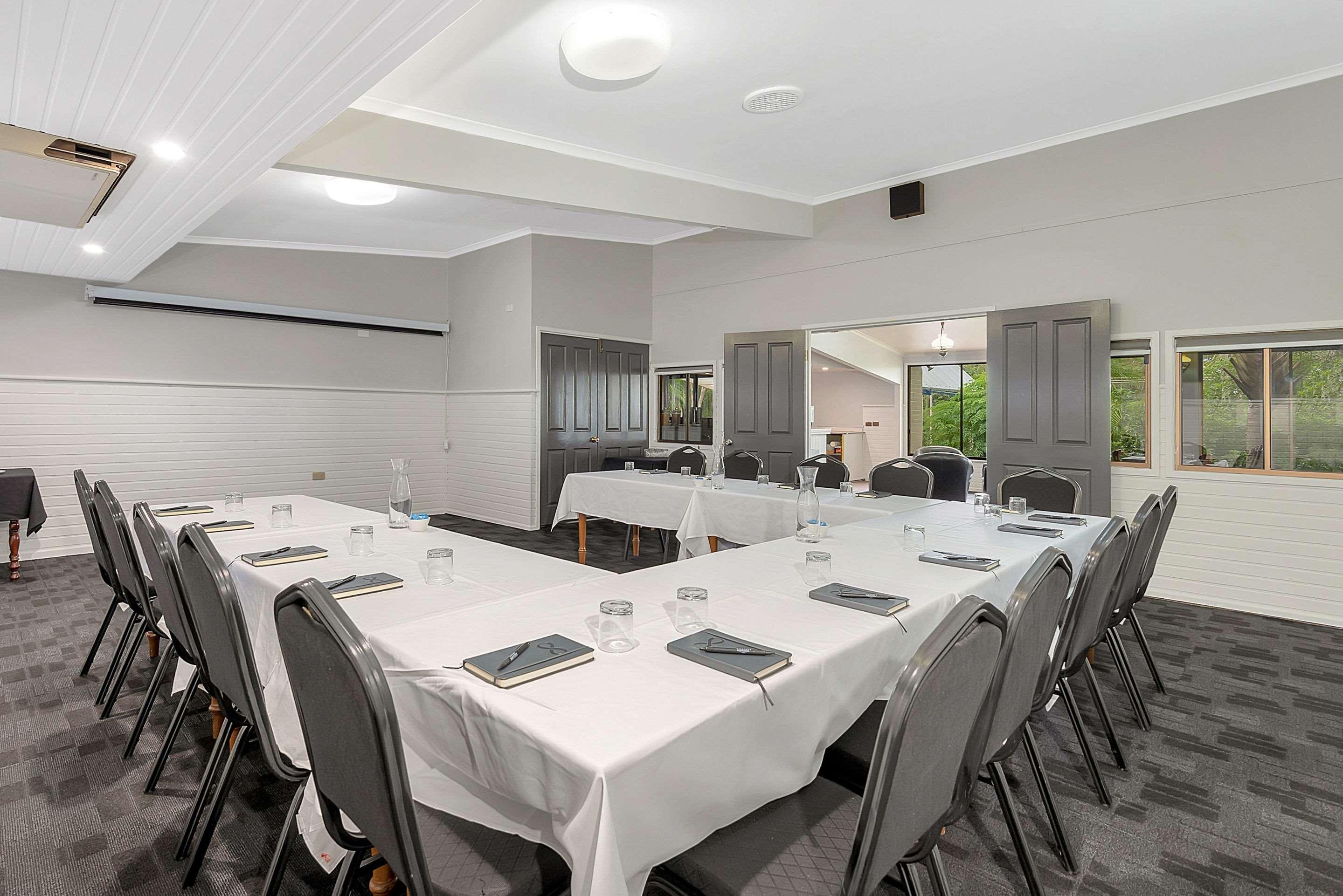 Toowoomba Motel Hotel 3*